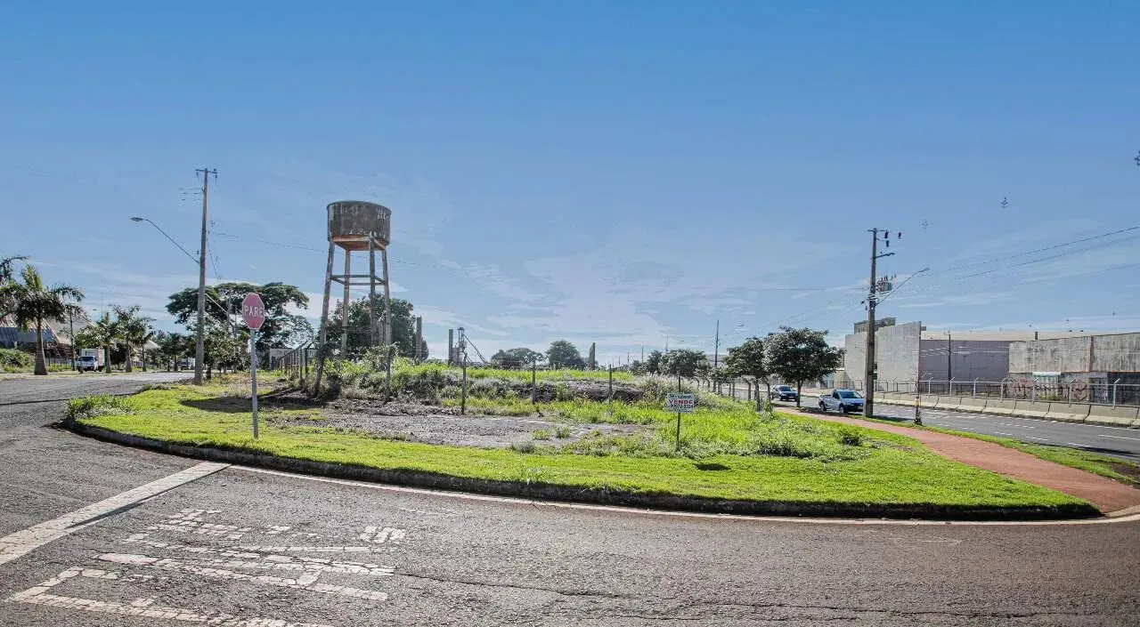 Terreno comercial para locação - Novo Centro