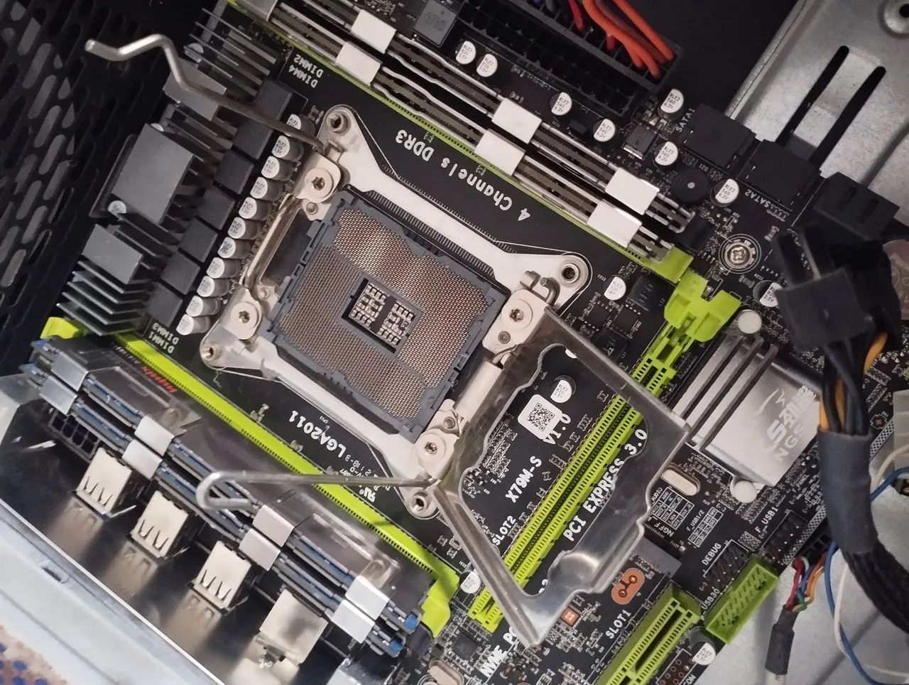 Kit de Placa Mãe, CPU Intel Xeon E5 2620,  DDR3 1600Mhz - Foto 3