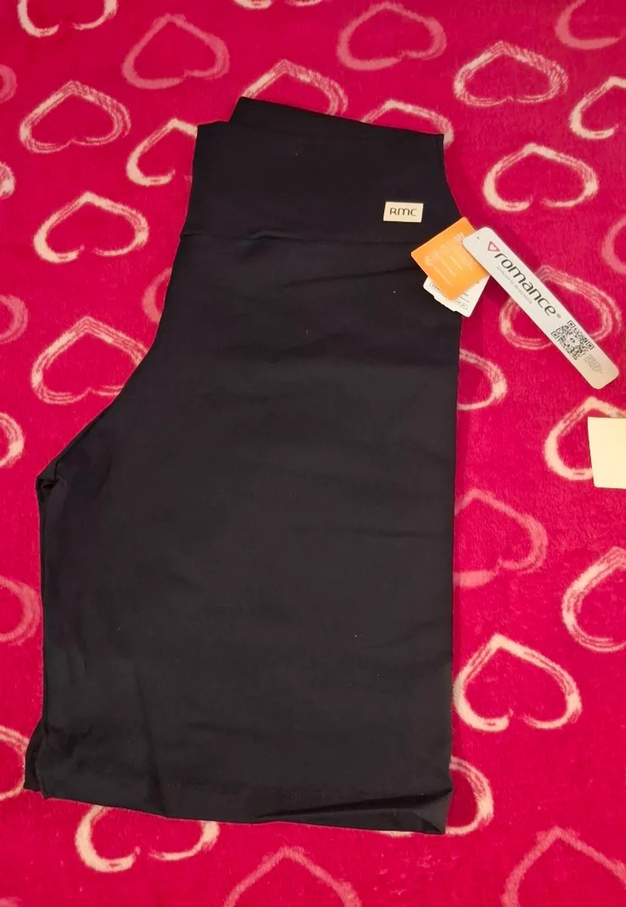 Calça Legging Preta Romance