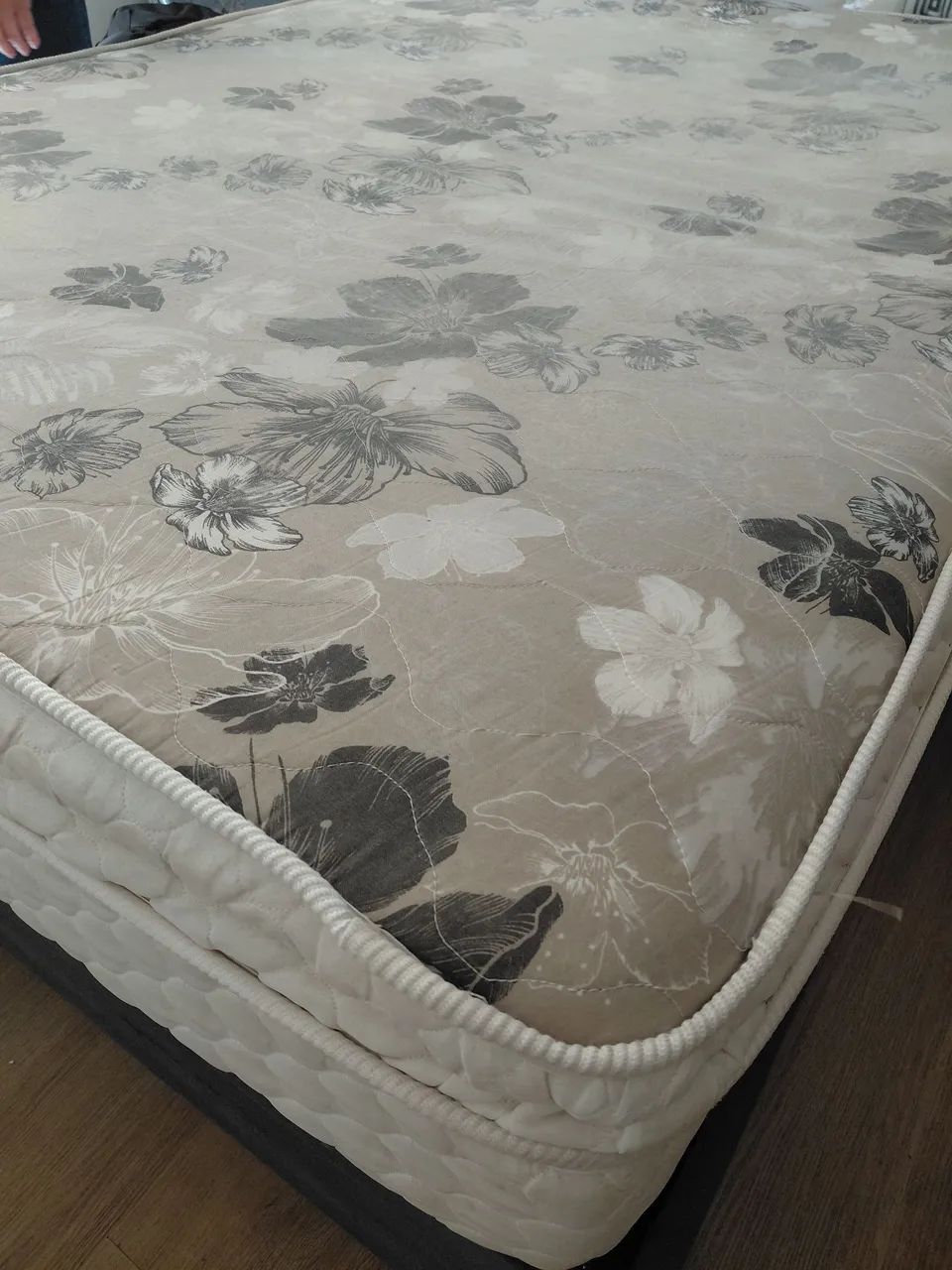 Colchao com molas ensacadas