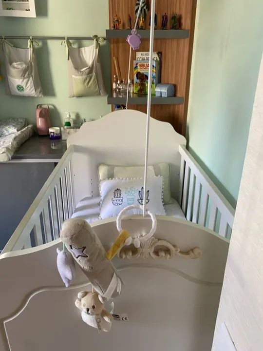 Berço de madeira branco para bebê cor branca  - Foto 5