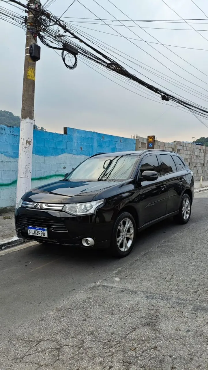 Mitsubishi Outlander 2.0 automática