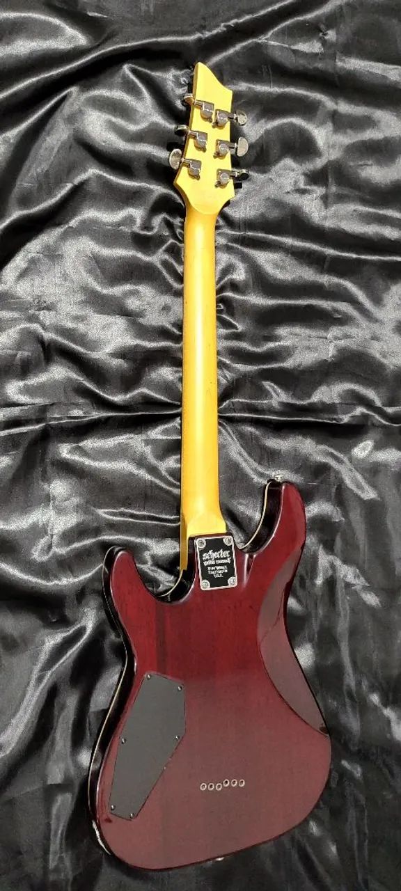 Guitarra Schecter Diamond Séries Omen Extreme 6  - Foto 4