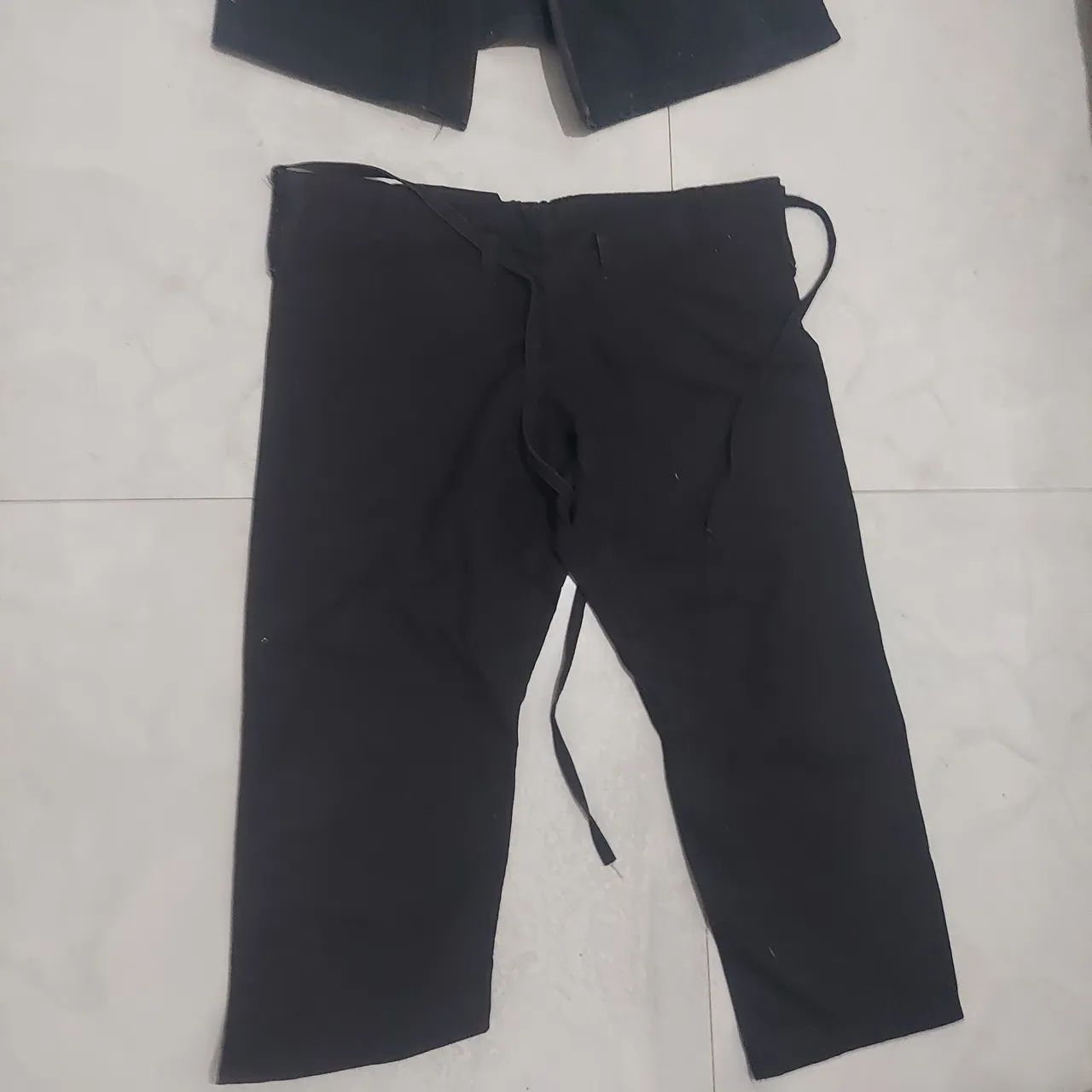  Oportunidade Única! Kimono Jiu-Jitsu Preto (A0) - Quase Novo! - Foto 2