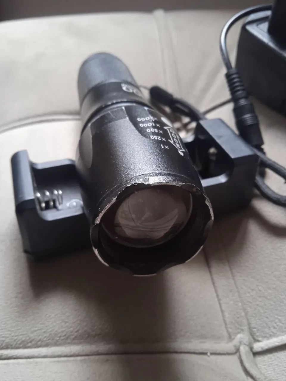 Lanterna X900 - Foto 4