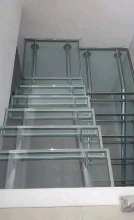 Escada de Aço Inox para sua Casa - Foto 3