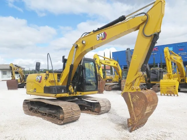 Escavadeira Caterpillar 313D2 GC 2022 1.300h seminova