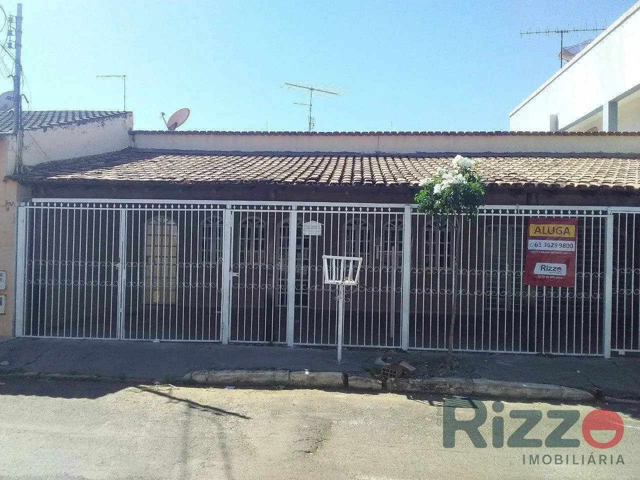Casa 4 Quartos na melhor localizaçao de Valparaiso