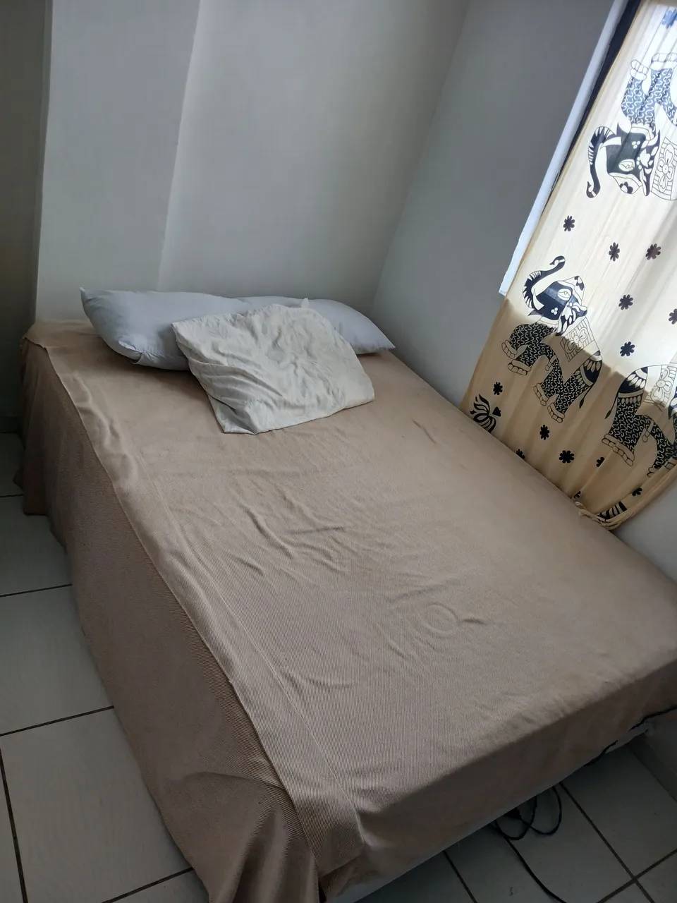 Cama de casal conjugada