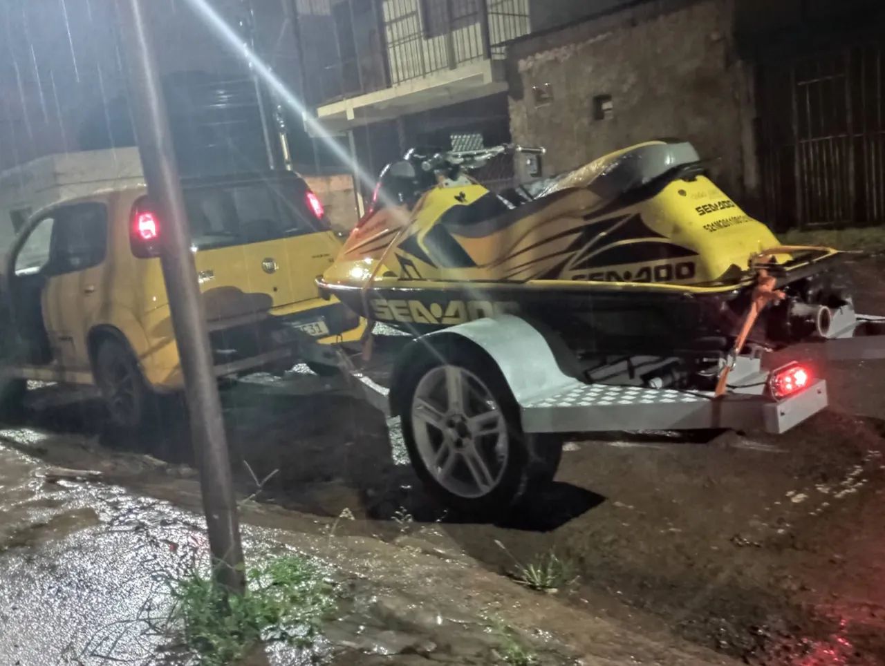 Troco por piscina de fibra 