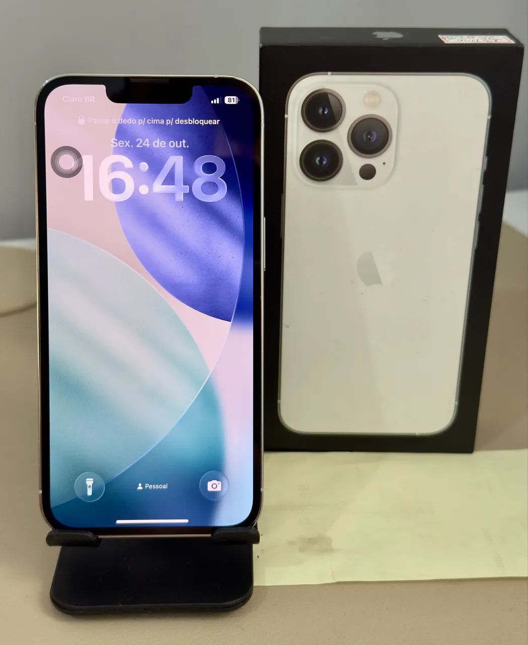 よーちゃん iPhone13pro 256GB white Somente hoje !iPhone 13 pro 256gb branco Igual novo Carregador