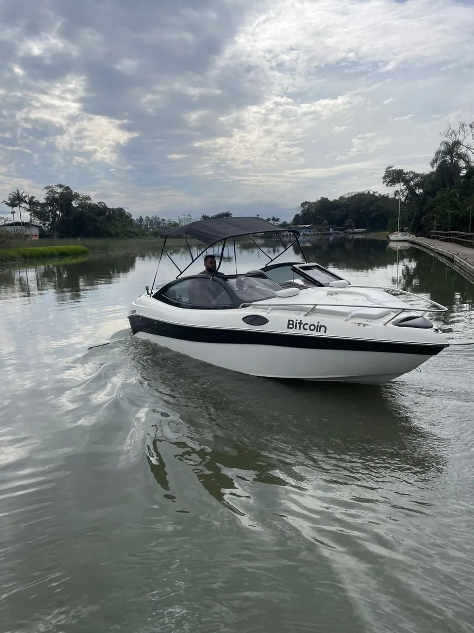 Lancha Fs215 Gabinada  