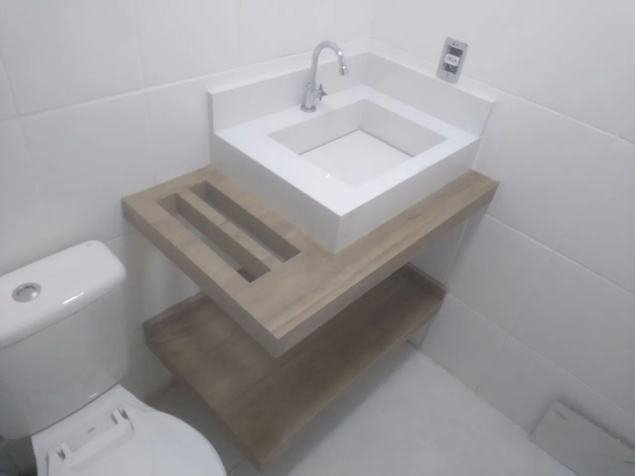 Pia escupida em porcelanato  - Foto 3