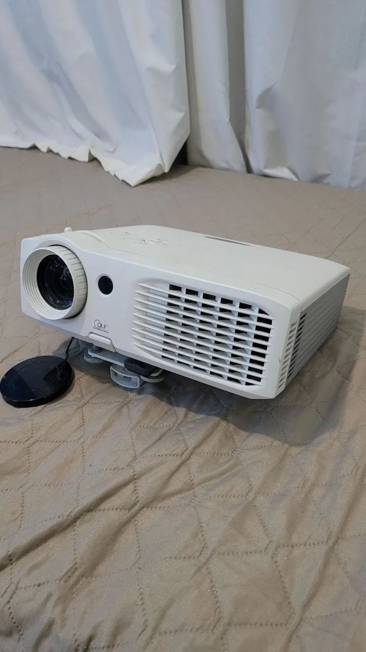 Projetor de até 100 polegadas  - Foto 2