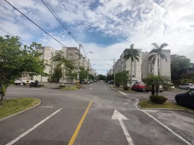 Apartamento com 2 Quartos e 1 banheiro para Alugar, 38 m² por R$ 2.000/Mês