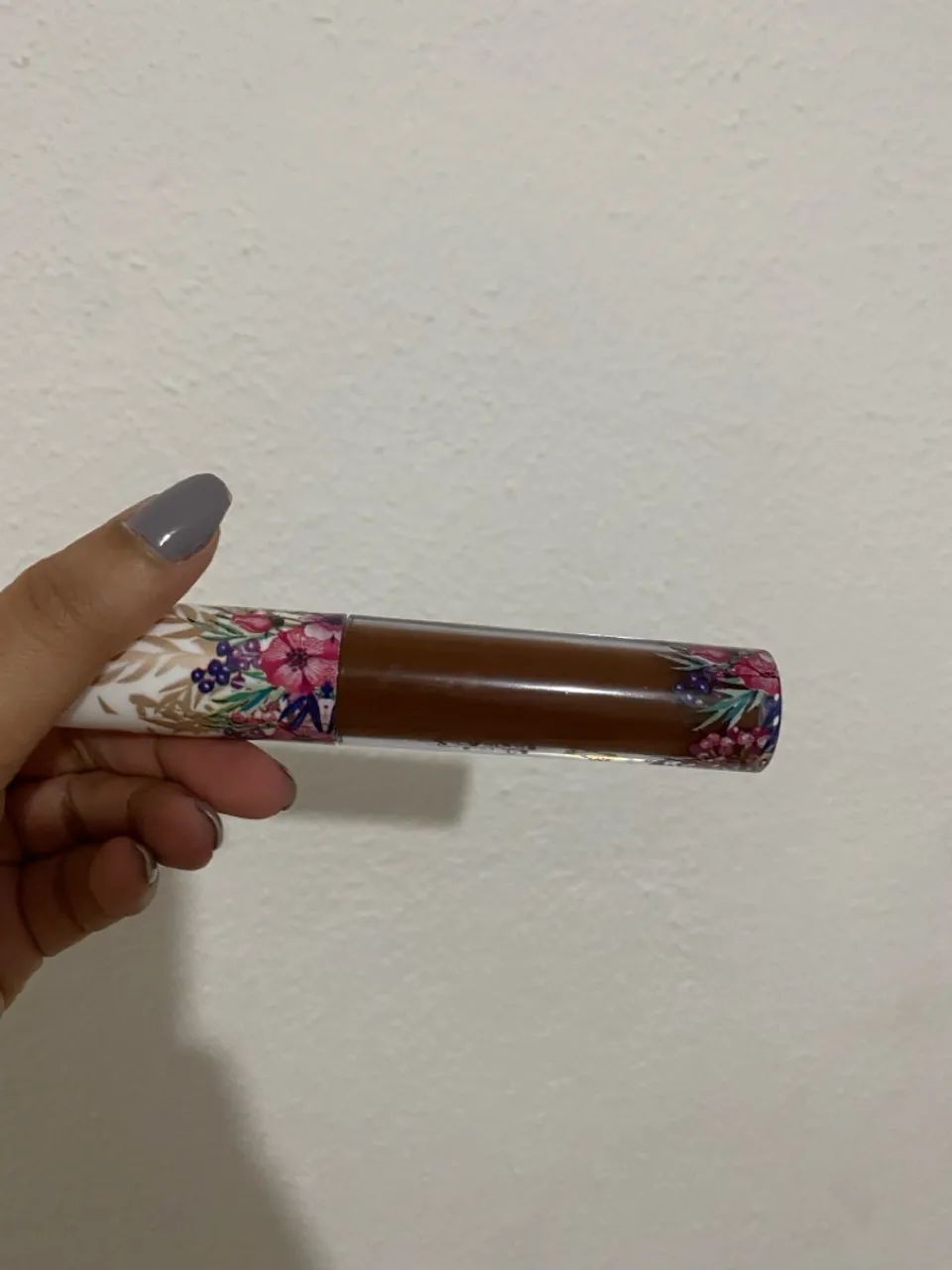 Corretivo Líquido Bruna Tavares