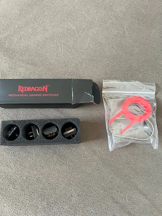 Teclado Gamer Redragon sem fio com Iluminação RGB - Foto 4