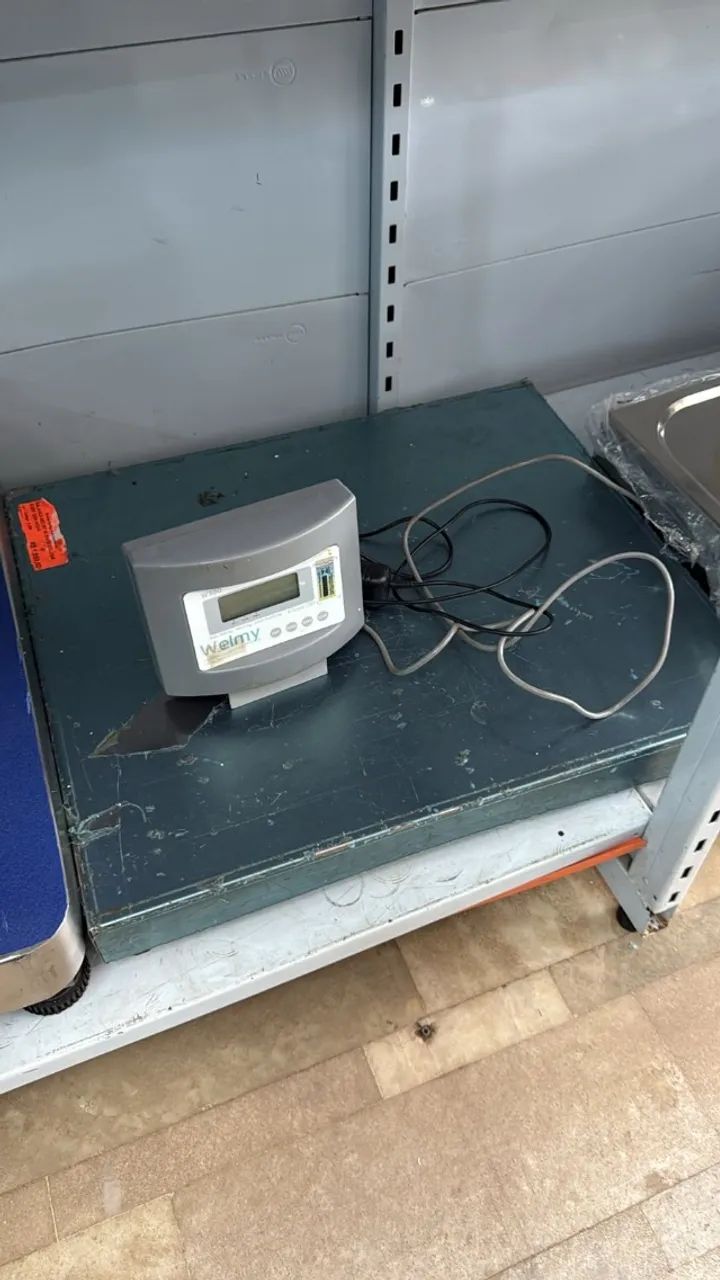 BALANÇA 300 KG USADA