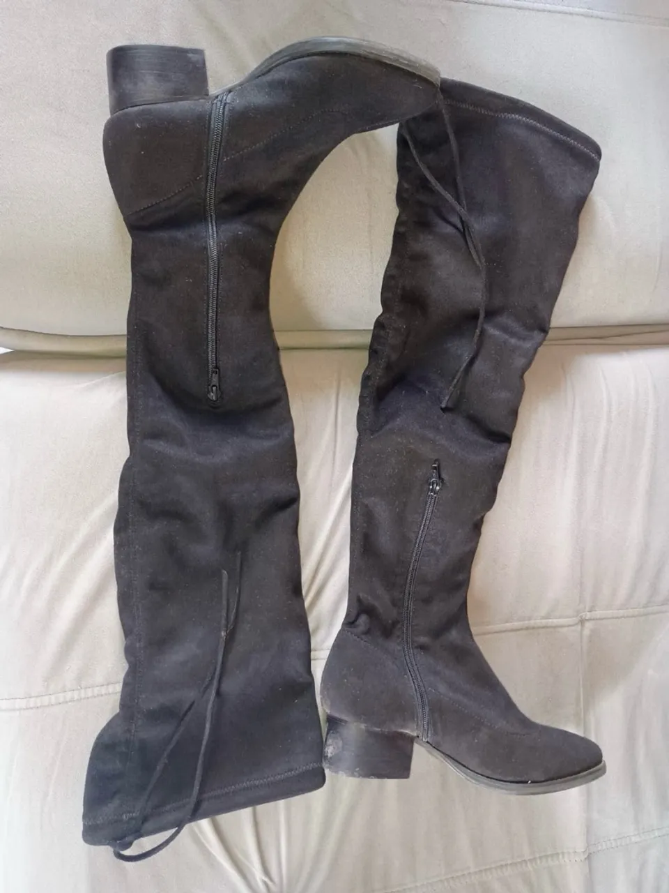 Vendo bota sapatinho de luxo