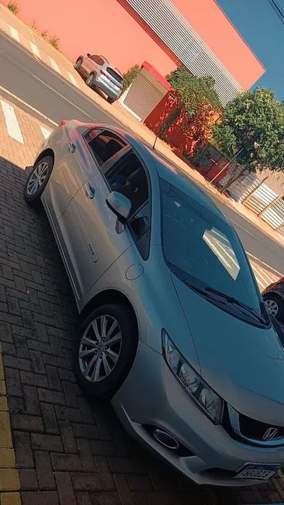 Honda Civic lxs leia o anuncio - Foto 3