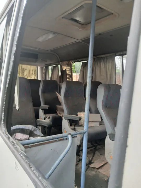 Micro onibus mercedes ano 99 - Foto 5