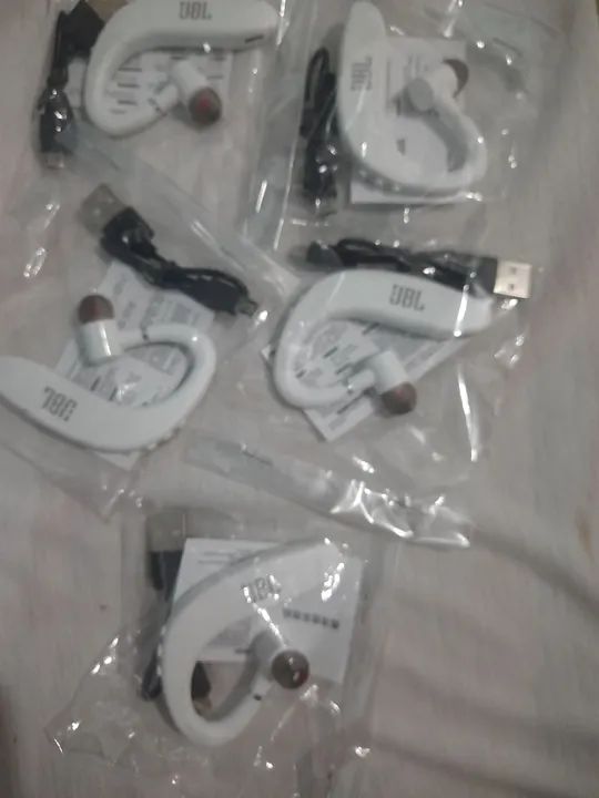 Fones de Ouvido JBL Bluetooth - Novos últimas peças  - Foto 5