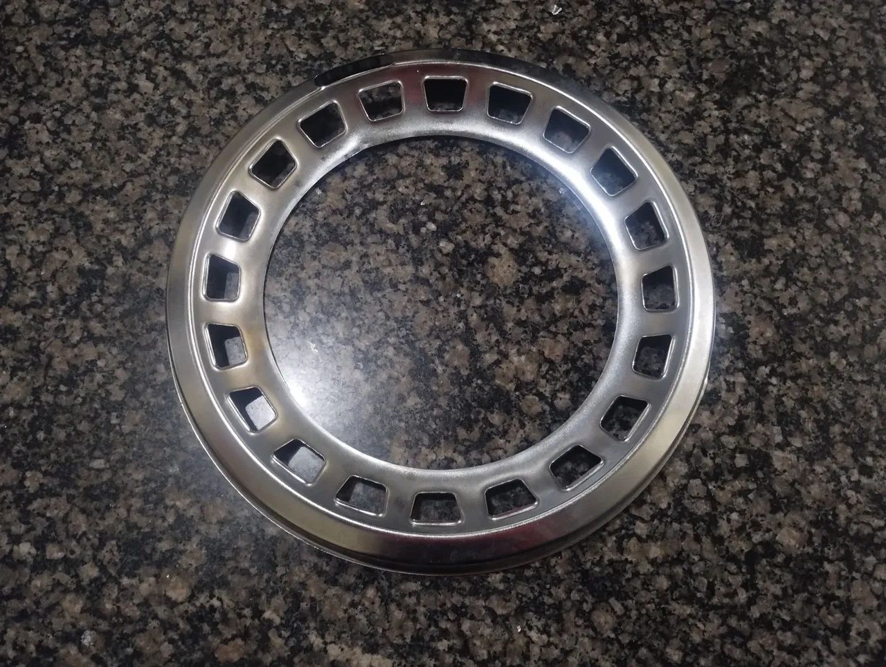 Jogo de sobre aros 15. Cromadas para Fusca e Karmann Ghia do 69 a 72. - Foto 5