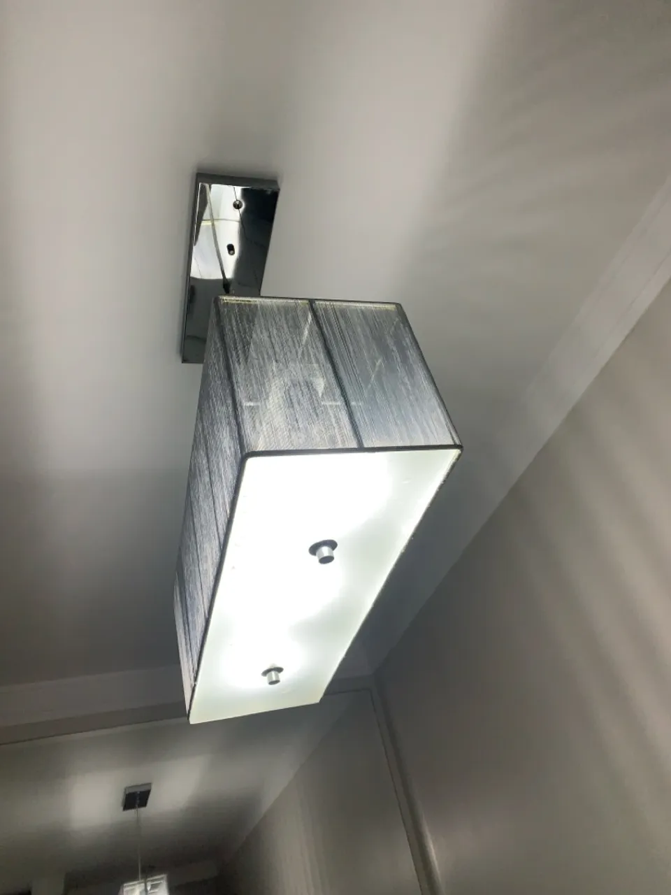 Luminária de teto moderna