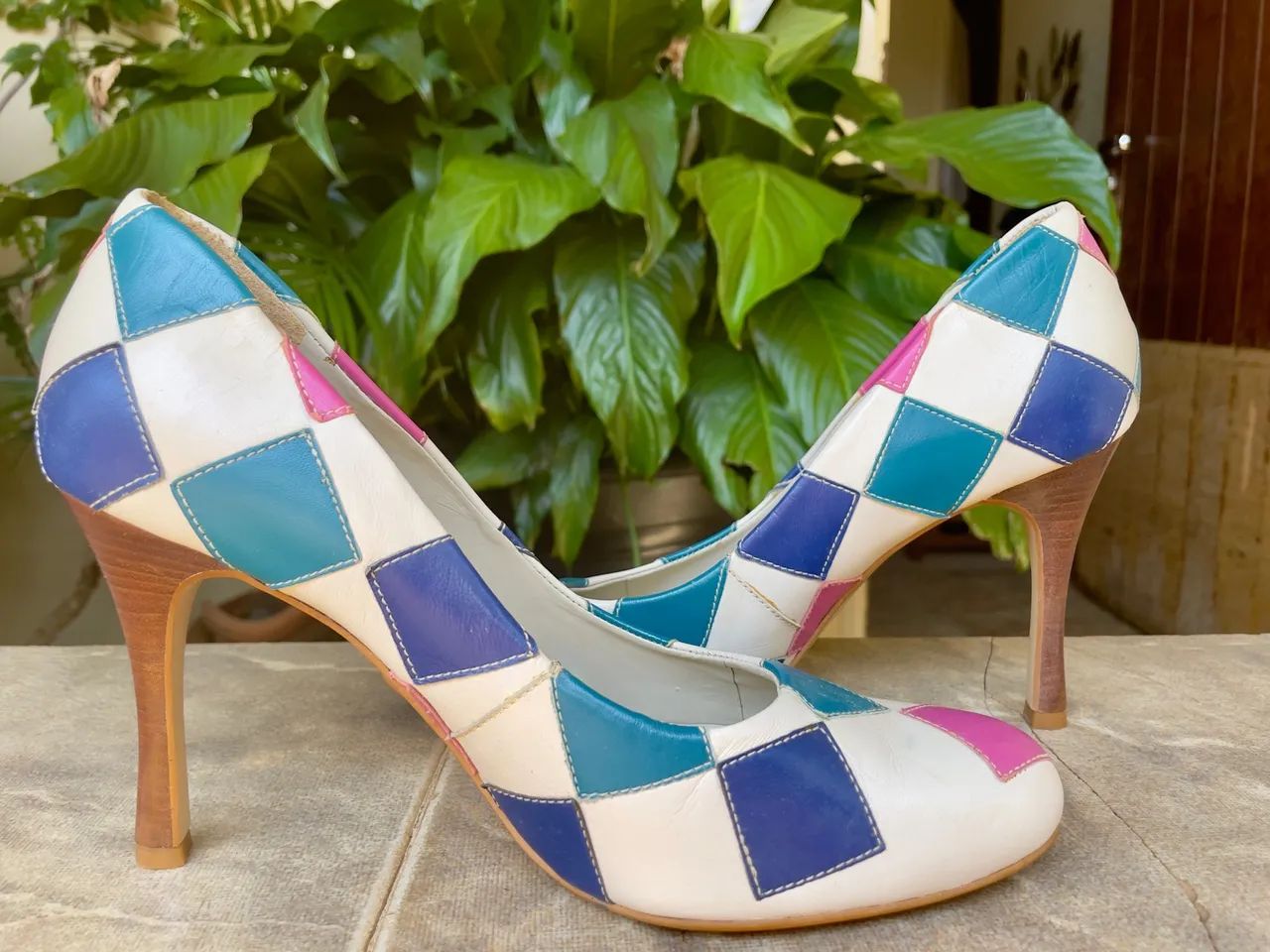 Sapatos de Salto Coloridos - Estilo Único