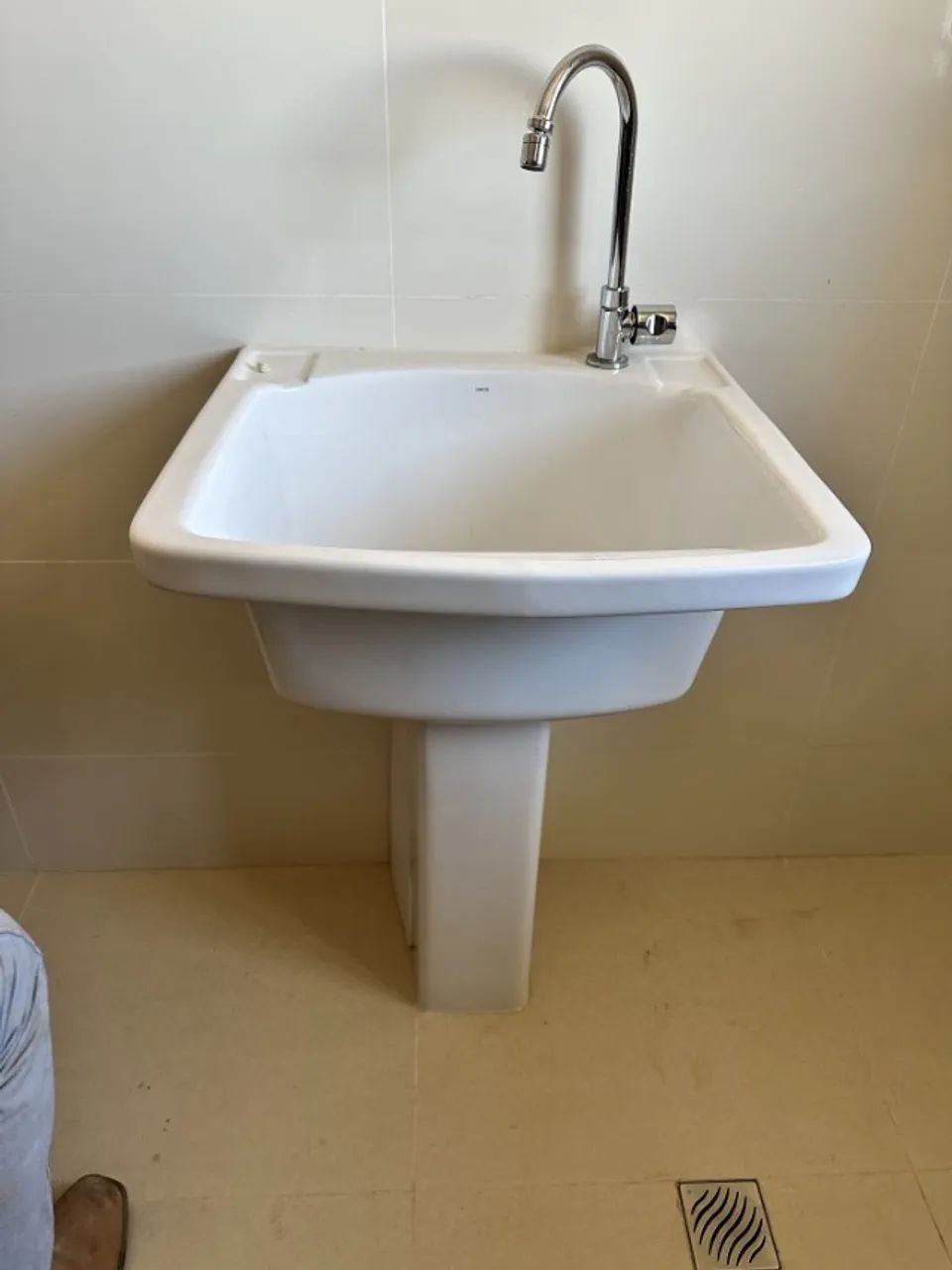 Tanque Grande 535x510mm Branco 30 litros - Deca