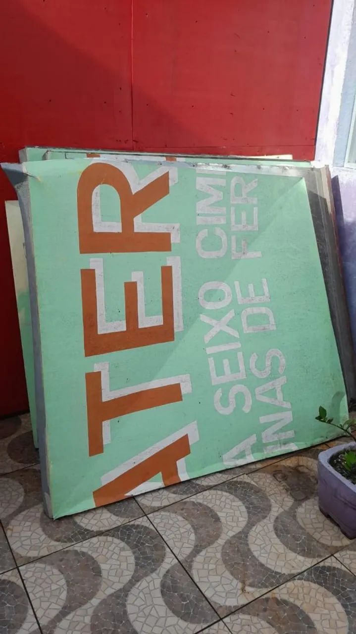 Vendo 6 placas de chapa galvaniza Grossa 1,20x1,20<br>Grossa <br>1,20 X 1,20<br>Grossa <br>1,20 X 1,20