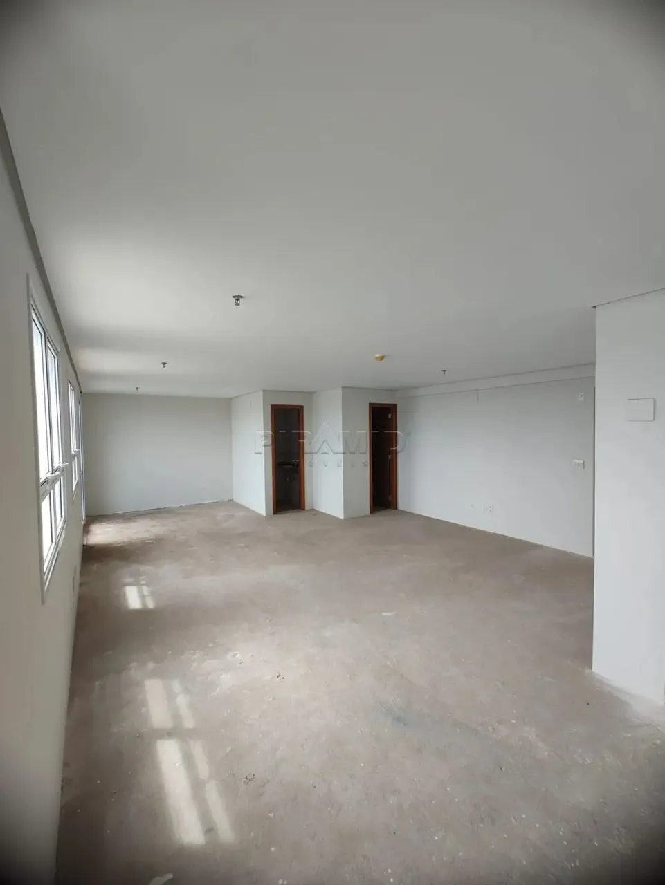 Salas comerciais com 102 m², no Bairro Nova Ribeirânia, Zona Leste de Ribeirão Preto/SP.