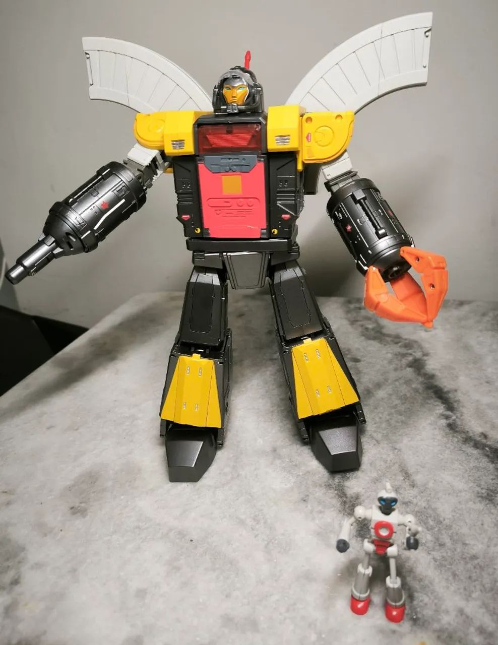 Transformers Omega supreme G1 novo 26cm - Foto 3