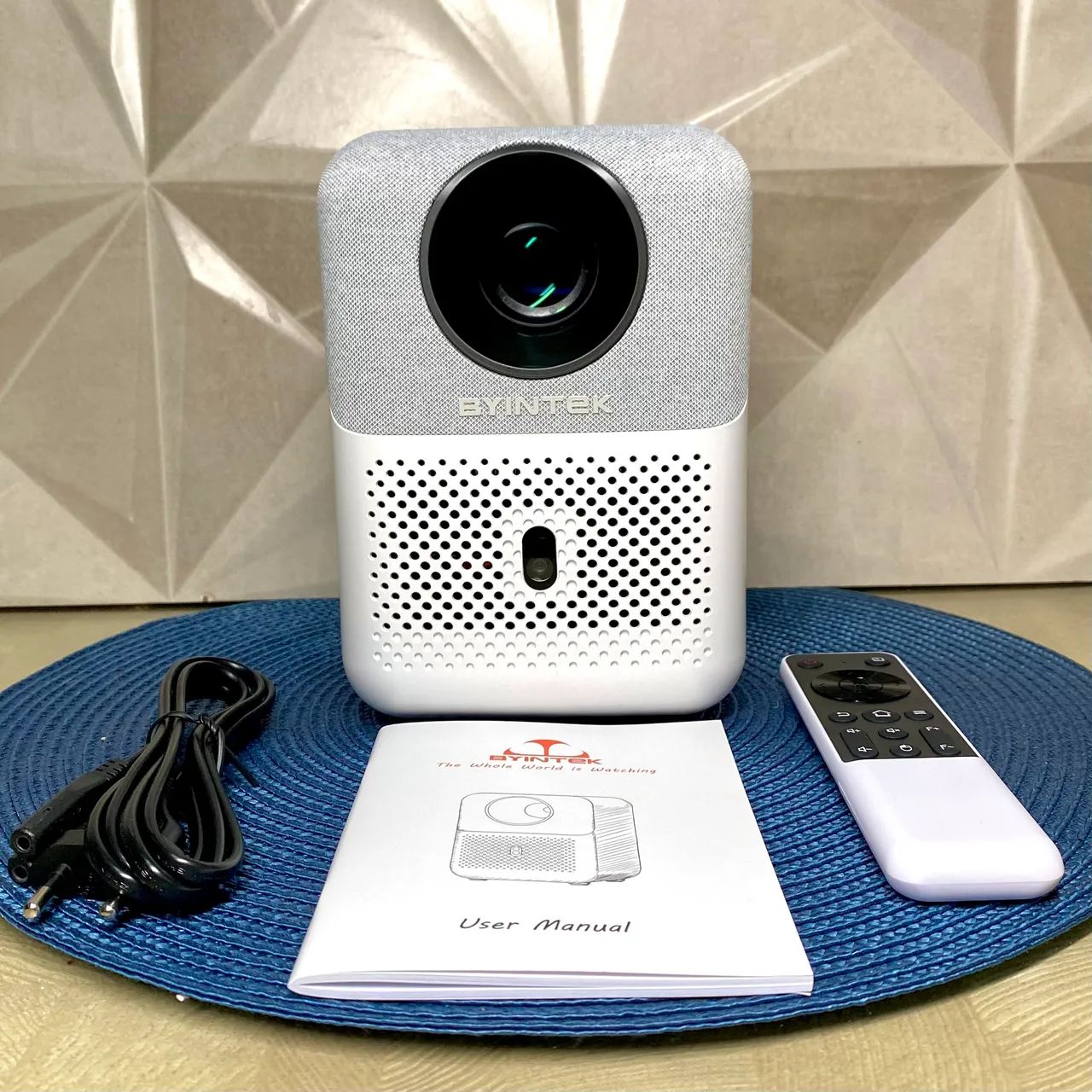 Mini Projetor Byintek Love U4 4K - Foto 3