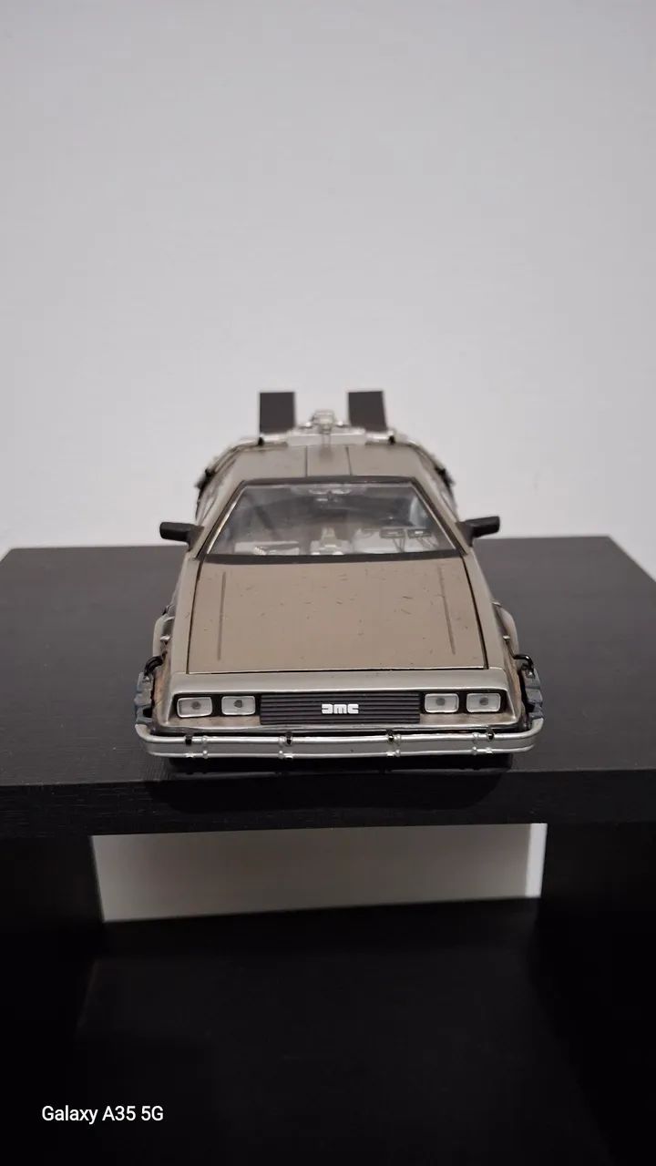 Miniatura DeLorean Back to the Future