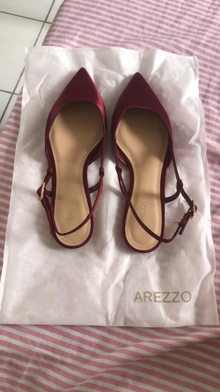 Sapatos Arezzo Vermelhos