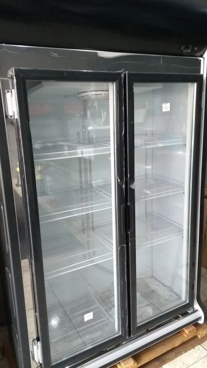 Geladeira Expositora 220v 2 portas de vidro -Novo