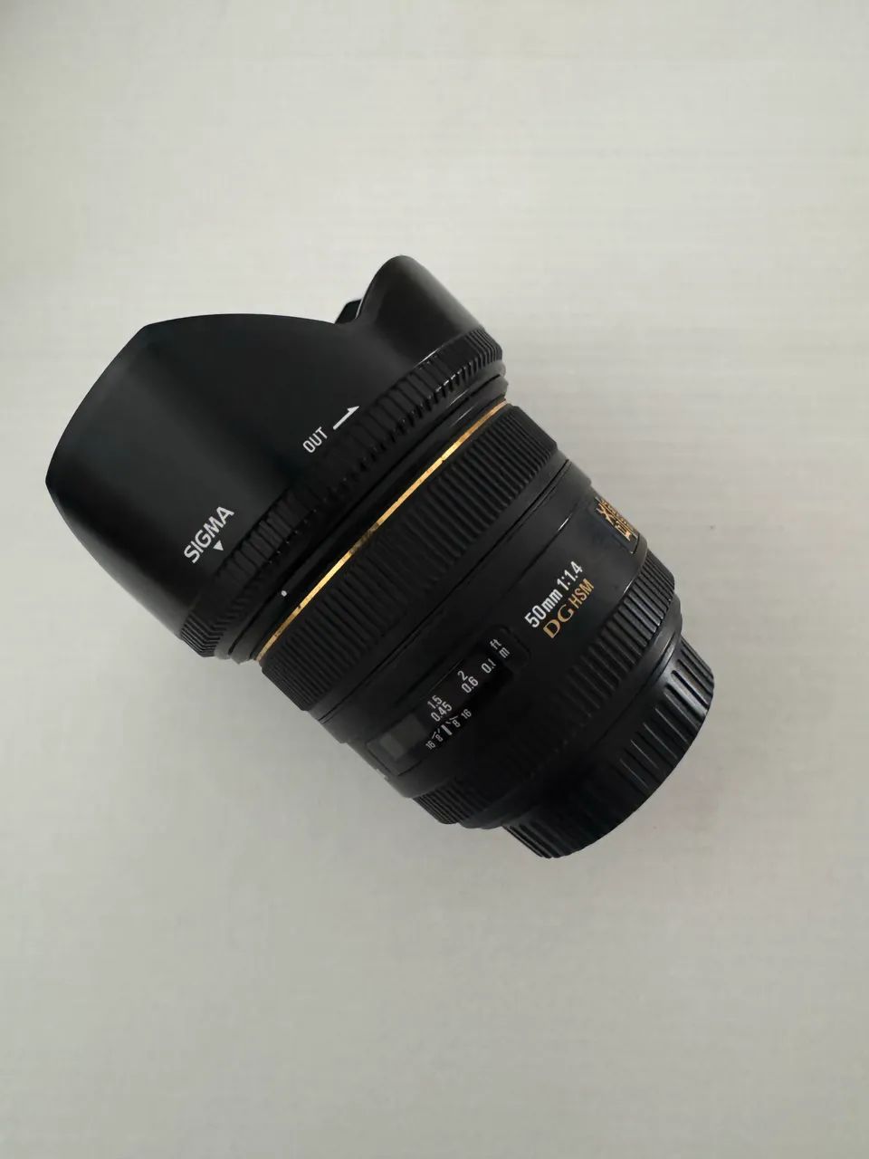 Câmera Canon C100 Mark 1 + Lente Sigma 50mm + 2 Baterias + Carregador + Mochila - Foto 4