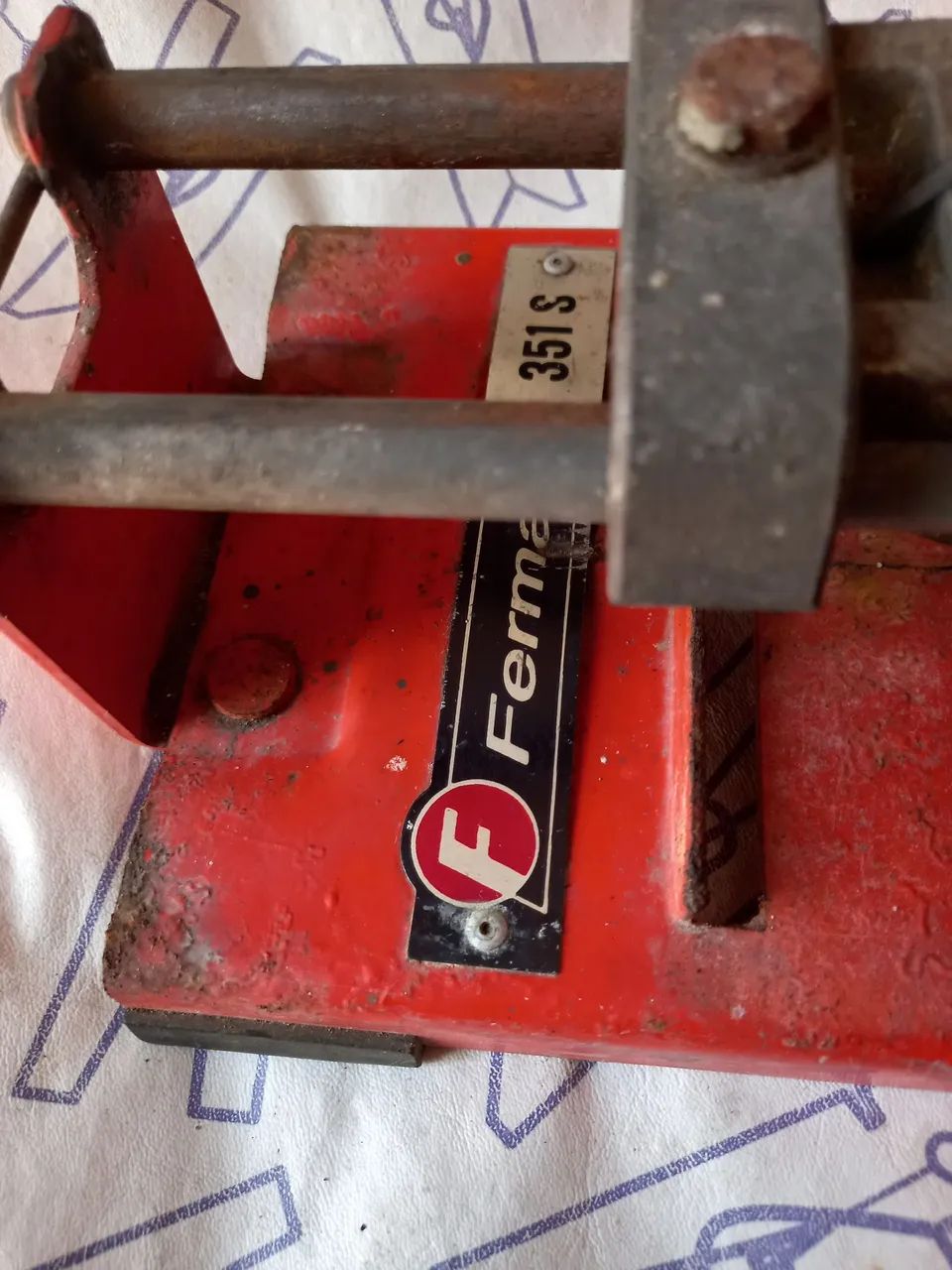 Cortador manual de piso 