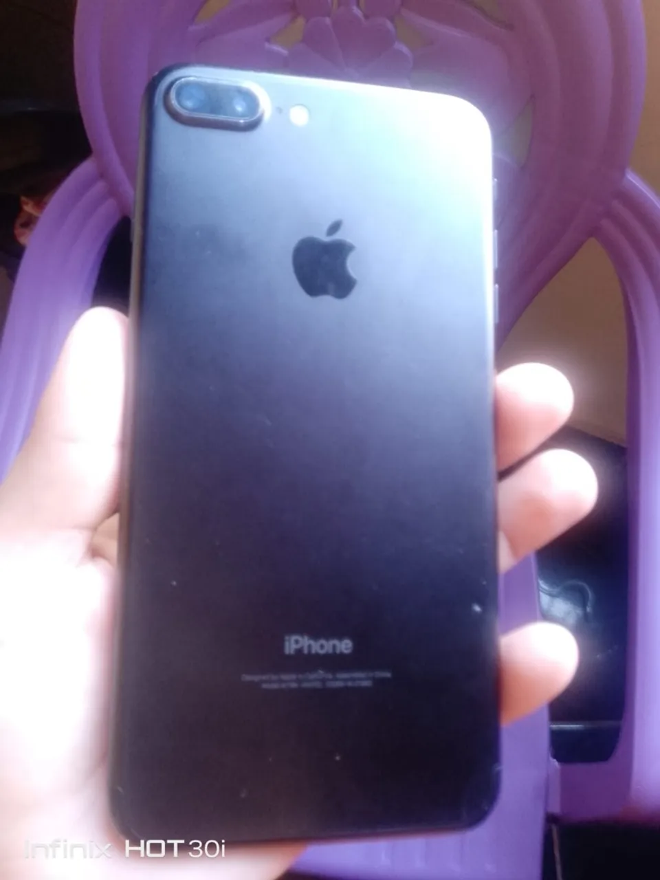 Vendo ou troco por outro do meu interesse 7 Plus todo ok 256gb