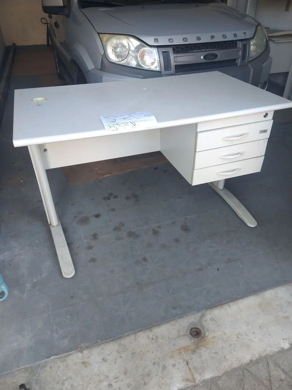 Mesa  três gavetas ... - Foto 4