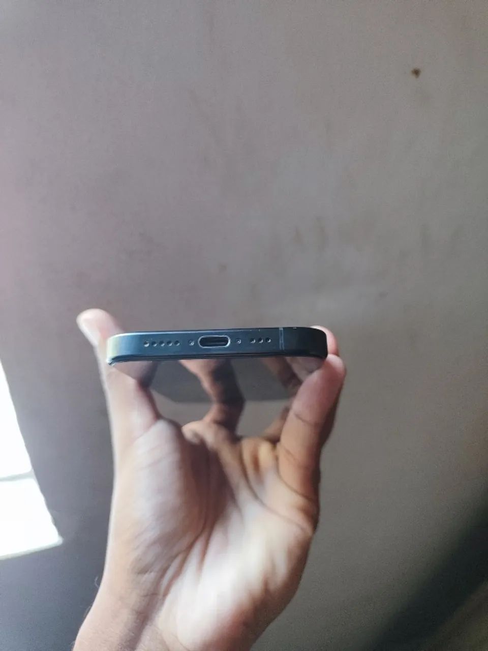 IPHONE 15 PRO  - Foto 4