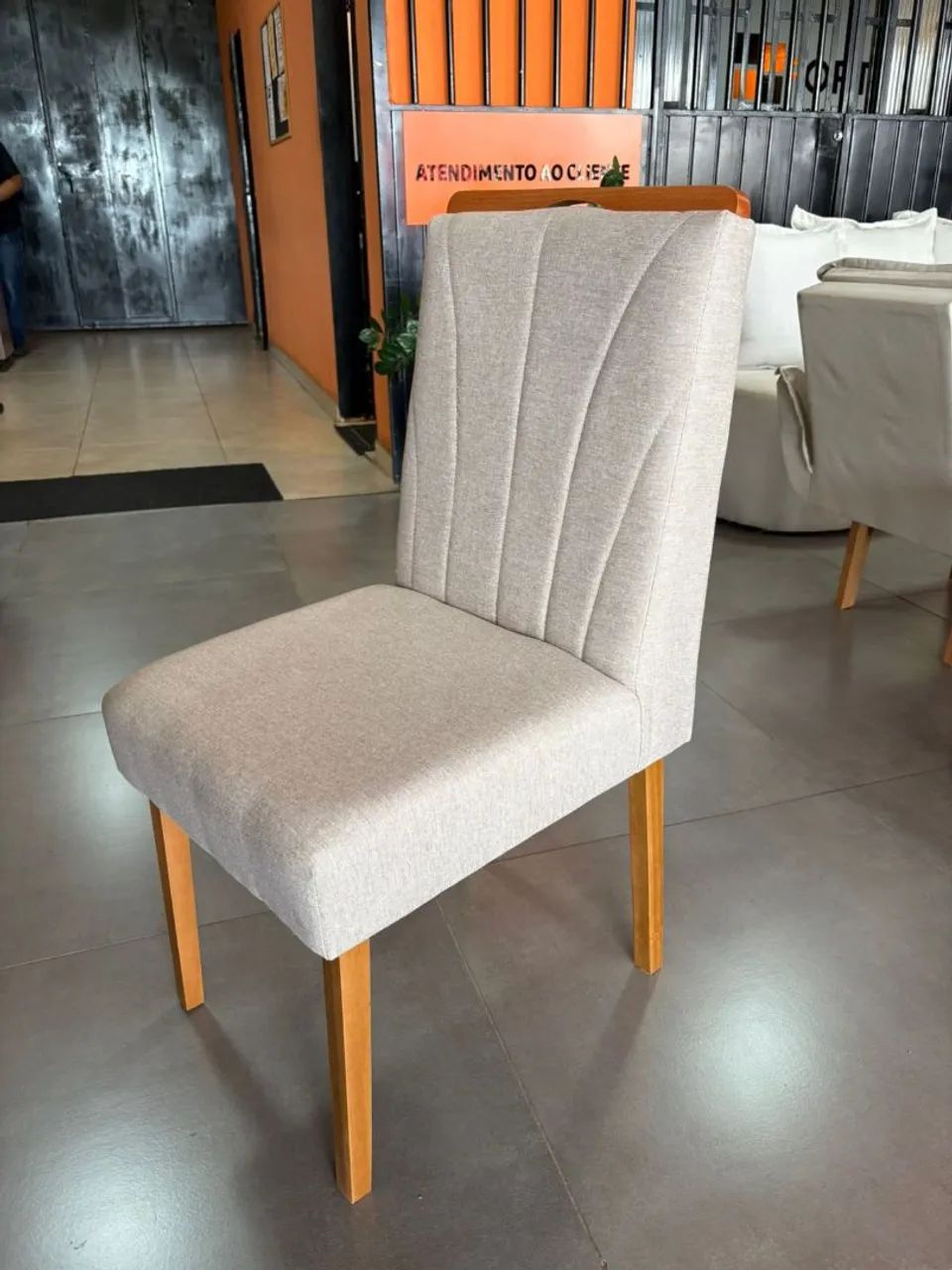 Vendo cadeiras Mariana novas de fábrica  - Foto 2