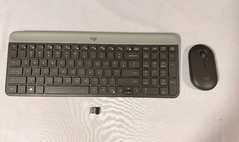 Kit Teclado e Mouse Sem Fio Logitech MK470 Slim Grafite Original - Foto 5