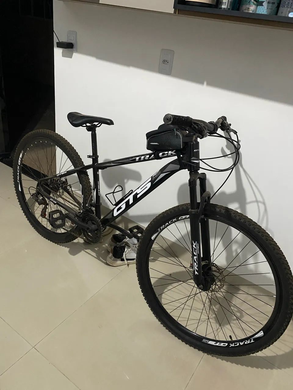 Bicicleta GTS Track Aro 29 - Muito Conservada - Foto 2
