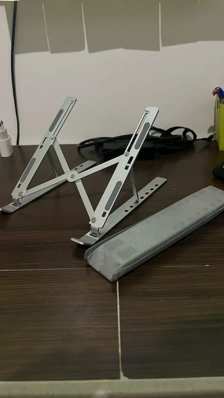 Suporte em Alumínio para Notebook 