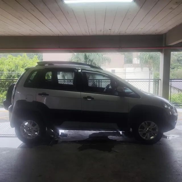 Fiat Idea Adv./ Adv.lock.dualogic 1.8 Flex 5P 2013 - Foto 3