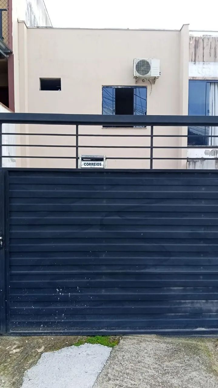 Vendo casa no bairro Poço Fundo