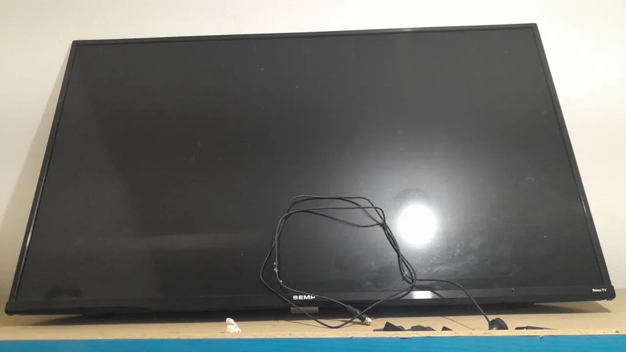 TV COM DEFEITO 