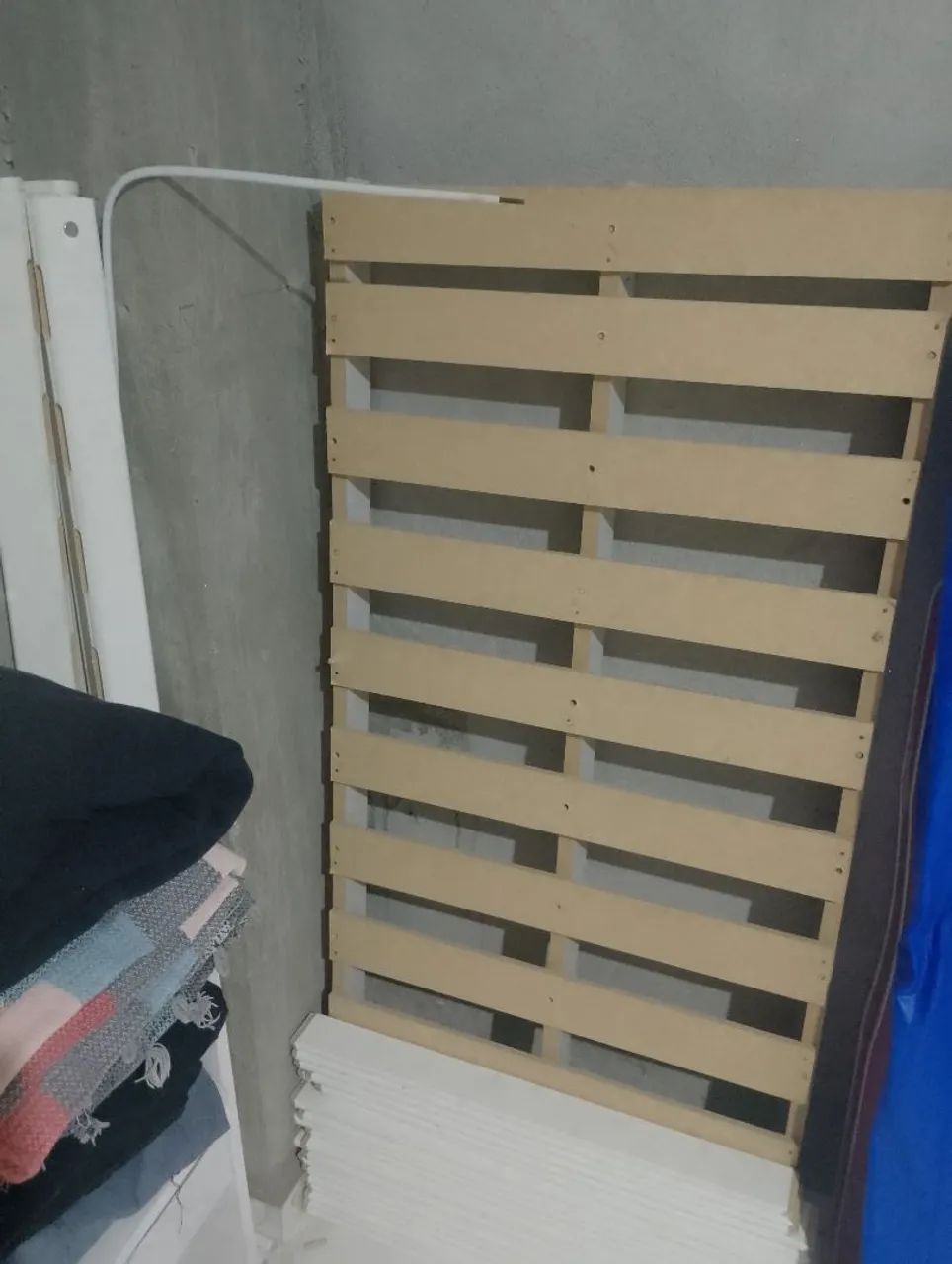 Vendo berço com colchão  - Foto 2